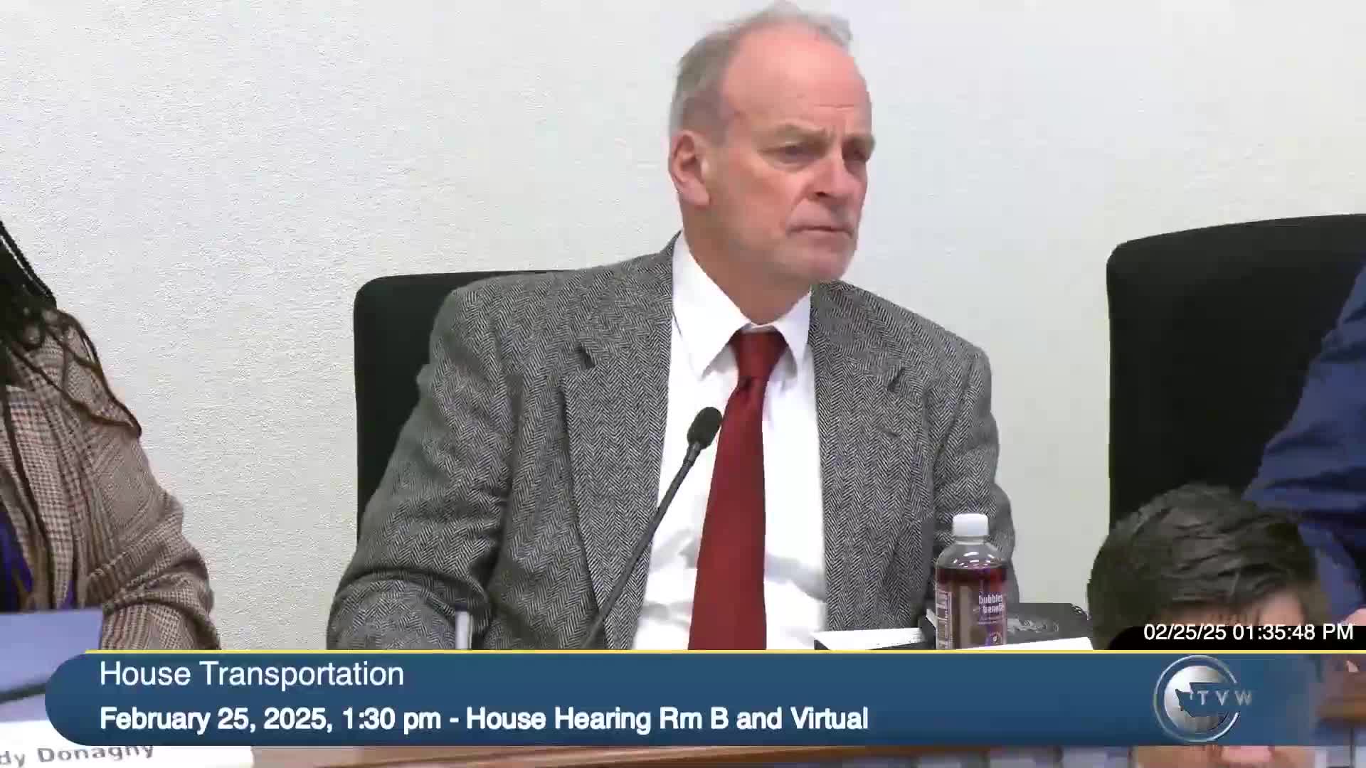 Washington House Bill 1886 establishes firefighter memorial license plate for funding support