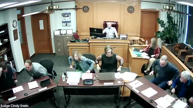 Hutchinson County discusses wellness plans with consultants Kathy Davenport and Stacy Brewington