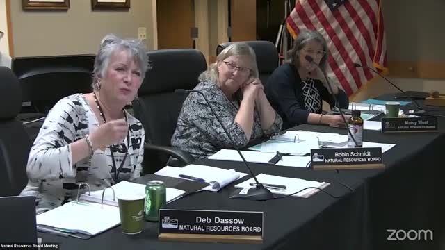 Wisconsin officials address decline of commercial fishing in Lake Michigan