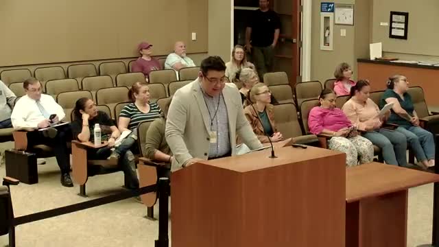 West Sacramento council discusses tiny home on wheels ordinance for residential areas