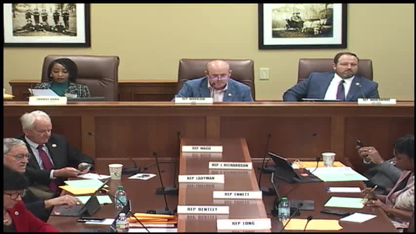 Arkansas legislature debates kratom legalization amid health concerns and public testimony