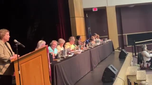 Superintendent Bove presents MSAD 60 budget and reconfiguration plan for community vote