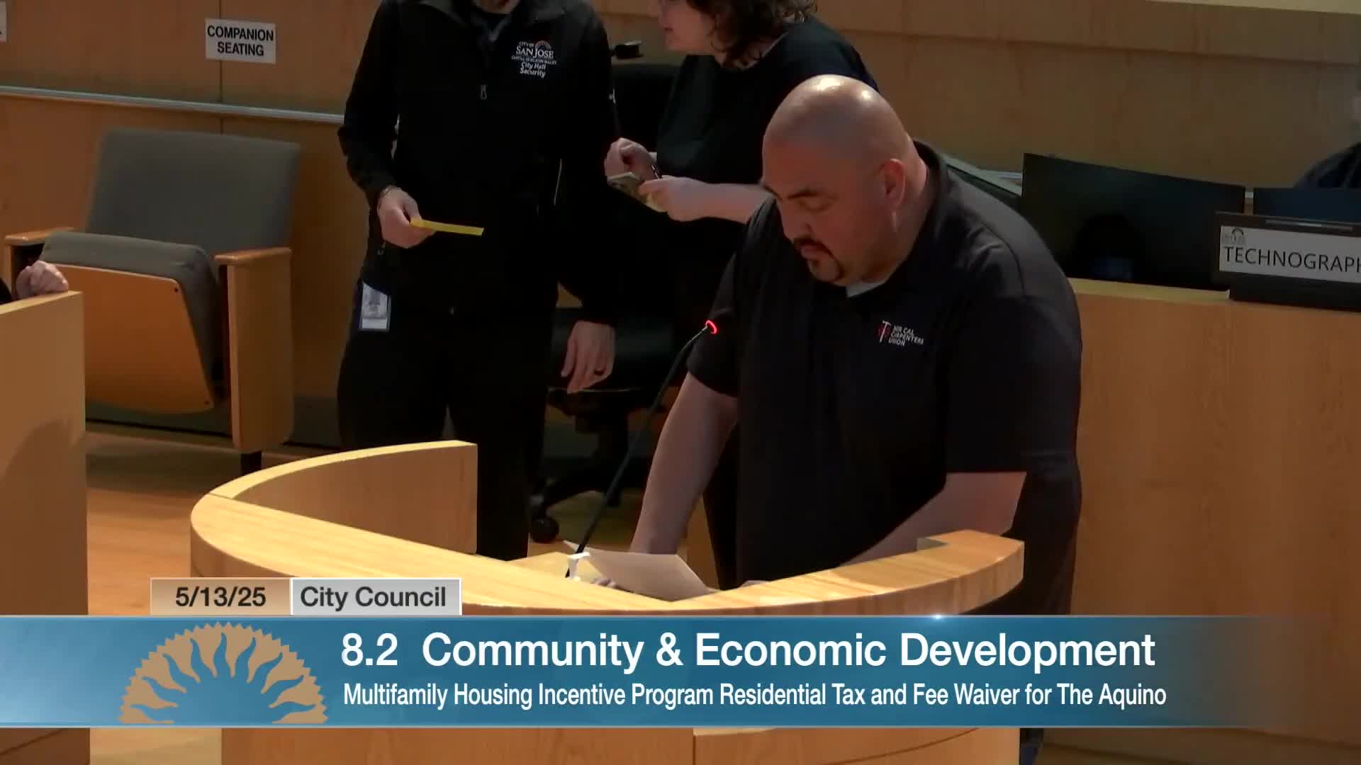 Eli Robles criticizes urban change at San Jose Carpenters Union meeting