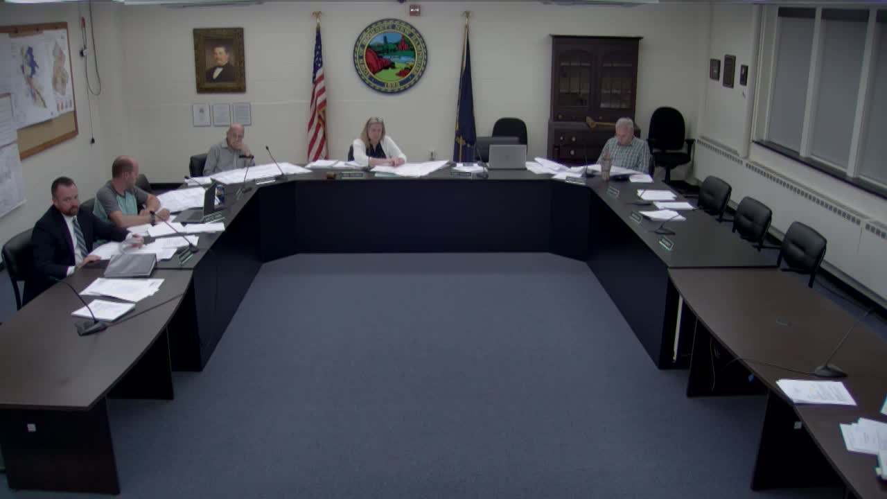 Edgewater Drive residents oppose Scarpetti's plan for seven new homes