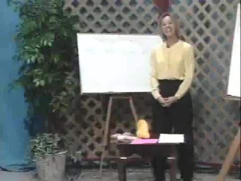 Doctor Hellmer demonstrates the weight impact of 5 pounds of fat on health