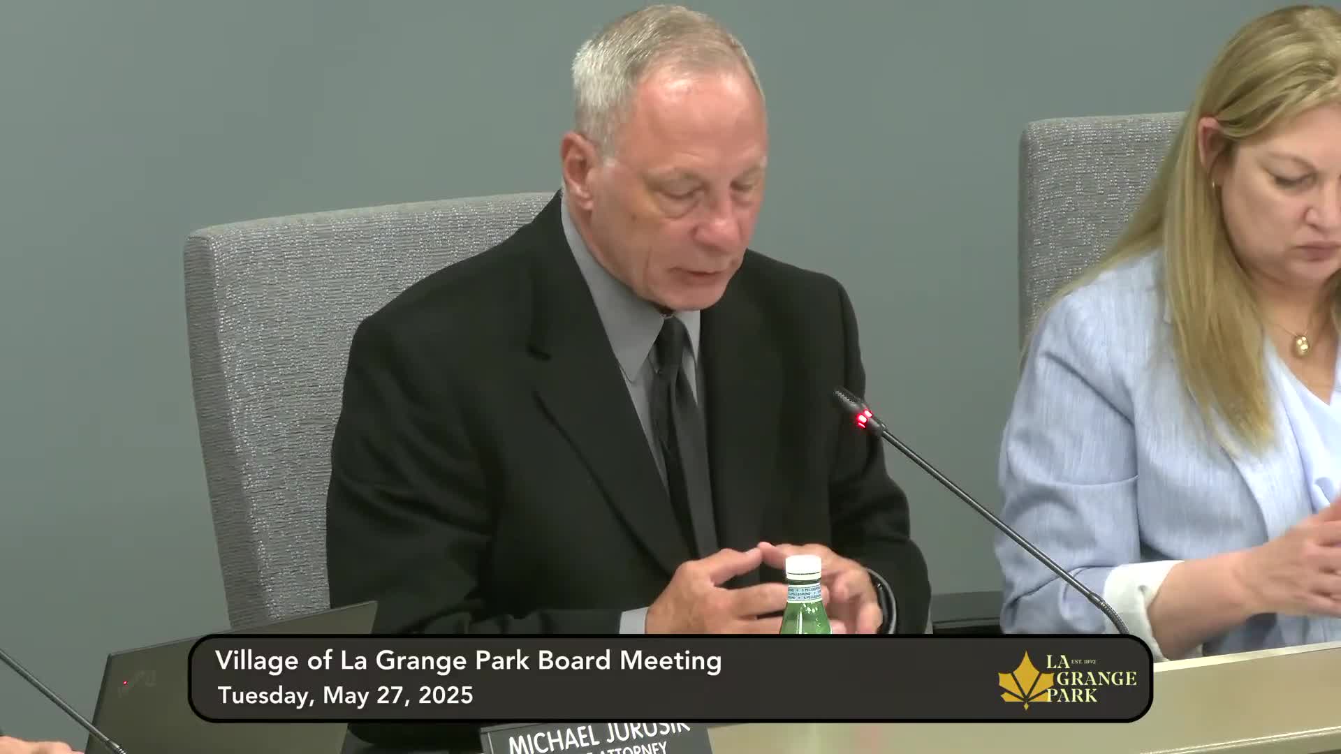 Mayor highlights community service and YMCA closure at LaGrange Park meeting