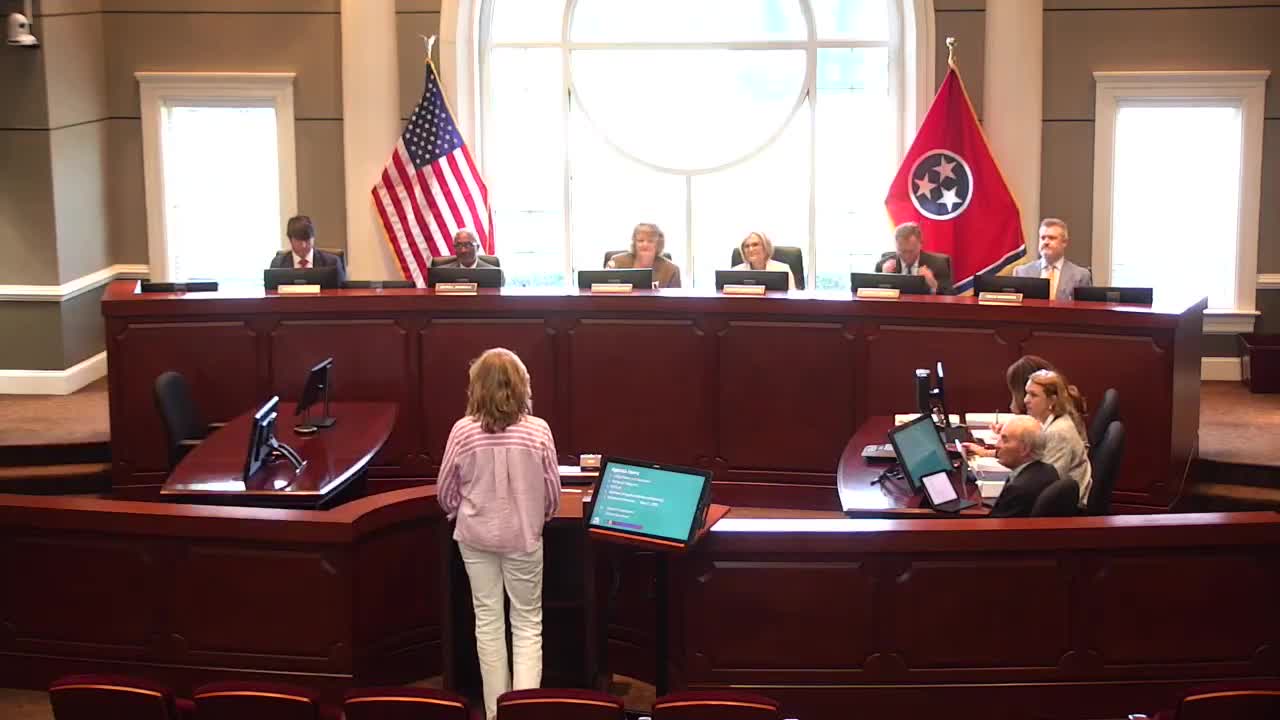 Collierville residents voice concerns over Menagerie Farms' peacock nuisance
