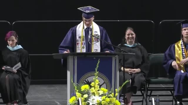 Arlington High School honors 2025 valedictorians at graduation ceremony
